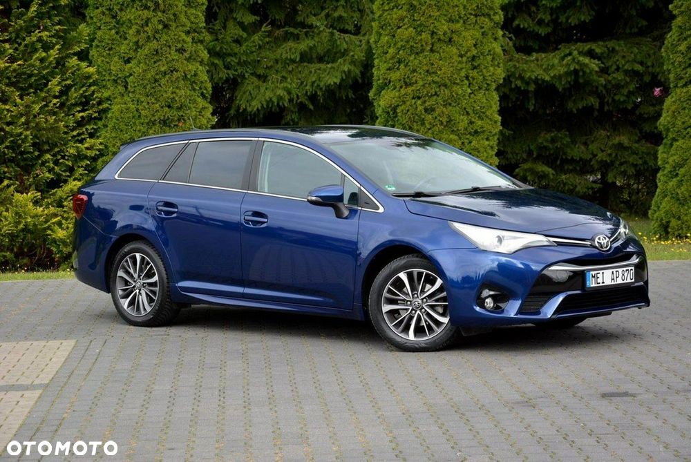 Toyota Avensis 1.8 Sol MS - 11