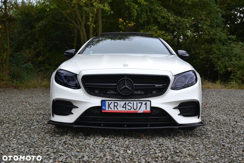Mercedes-Benz Klasa E 300 Coupe 9G-TRONIC - 8