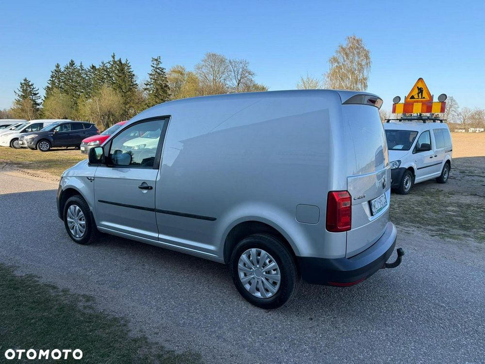 Volkswagen Caddy - 5
