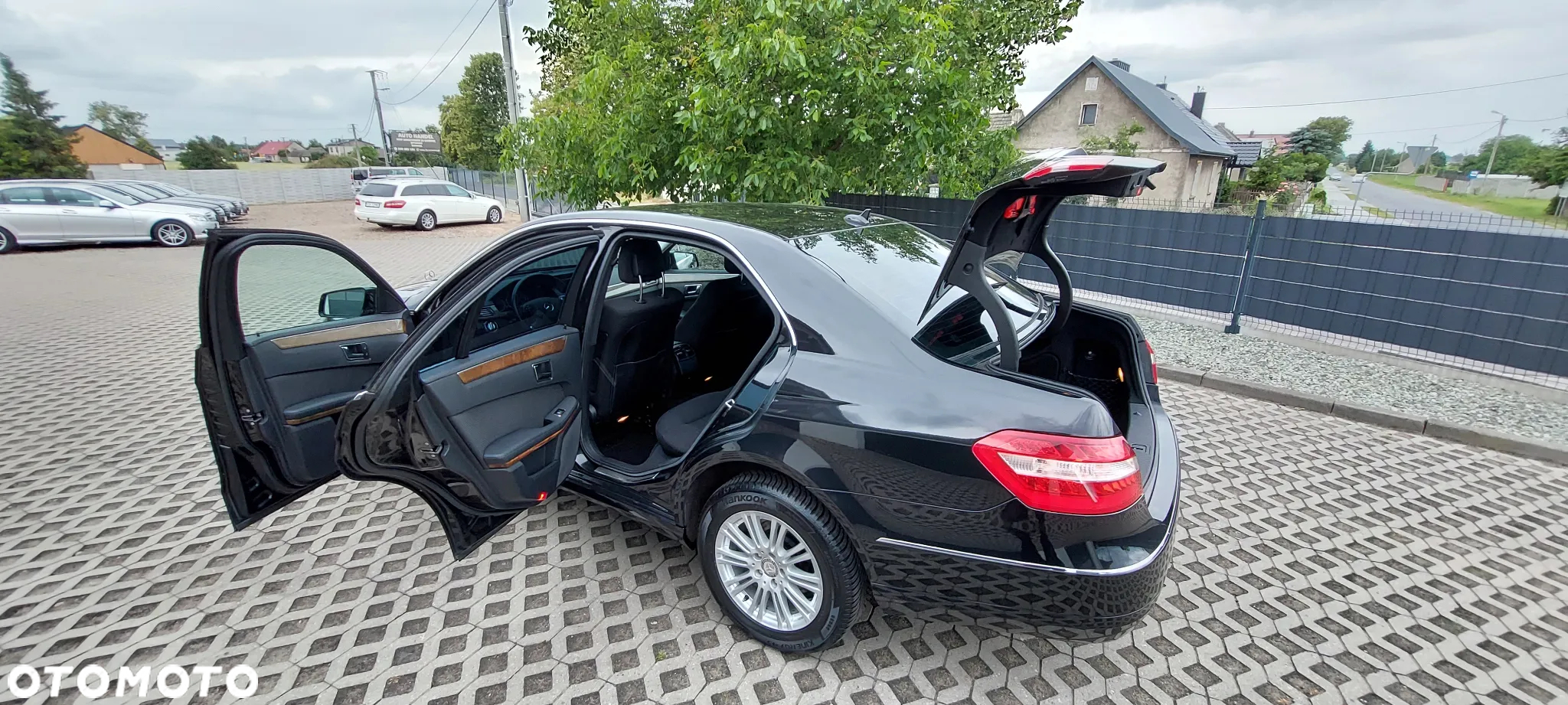 Mercedes-Benz Klasa E - 17
