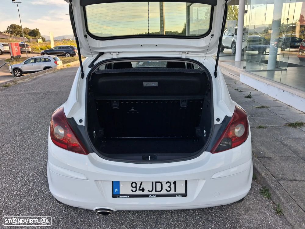 Opel Corsa 1.2 Black Edition - 9