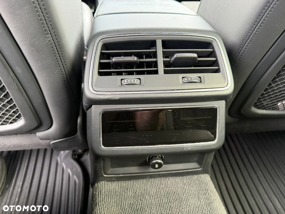 Audi A6 Avant 55 TFSI e Quattro Sport S tronic - 17