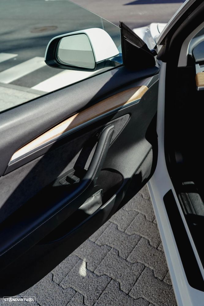 Tesla Model 3 Standard Range Plus RWD - 39