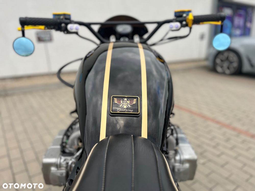 Honda GL - 6