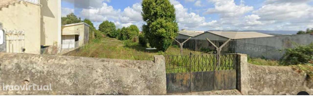 Terreno construção 600m2 centro S.J.Madeira zona calma - Grande imagem: 2/3