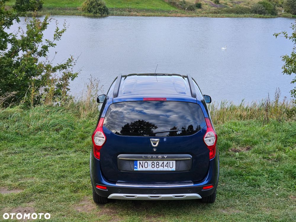 Dacia Lodgy 1.3 TCe Stepway S&S - 4