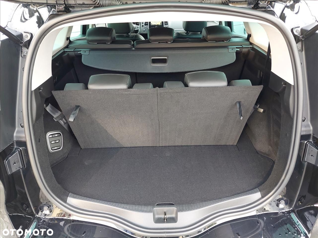 Renault Grand Scenic Gr 1.3 TCe FAP Intens - 16