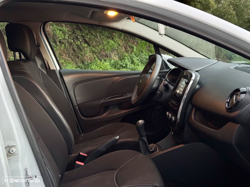 Renault Clio dCi 90 Dynamique - 8