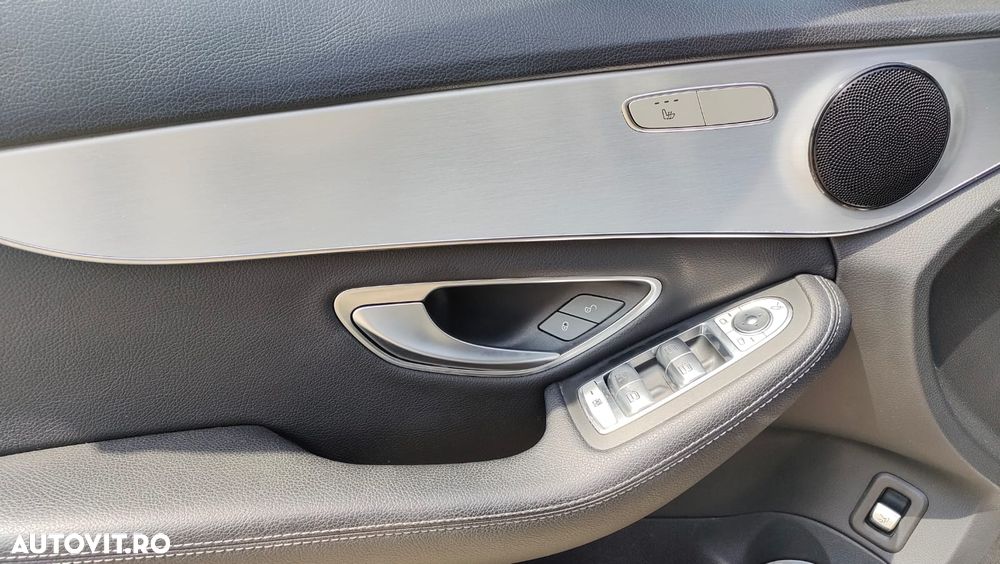 Mercedes-Benz C - 21