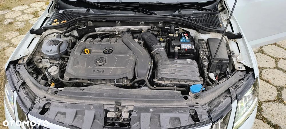 Skoda Octavia 1.5 TSI ACT Style - 9