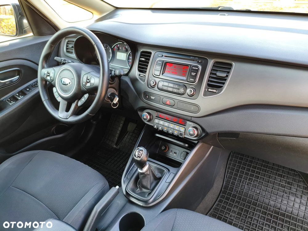 Kia Carens 1.6 GDI L - 13