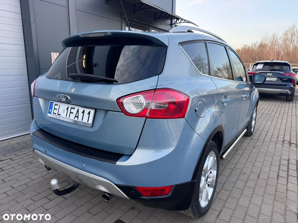 Ford Kuga 2.0 TDCi 4x4 Titanium - 31