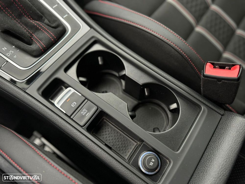 VW Golf GTI Clubsport DSG - 38