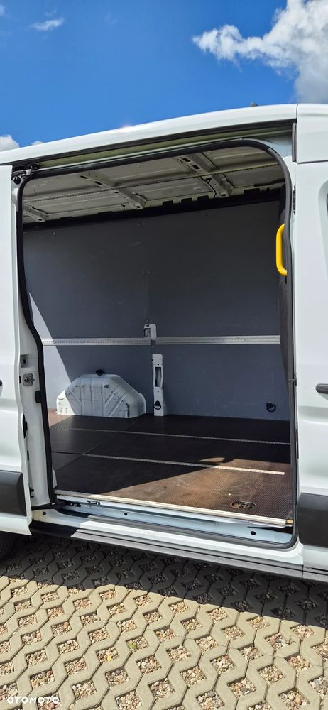 Ford Transit 2.0d 130KM L2H2 - 9