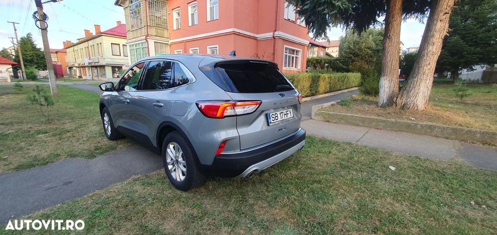 Ford Kuga 1.5 EcoBoost 2x4 Titanium - 10