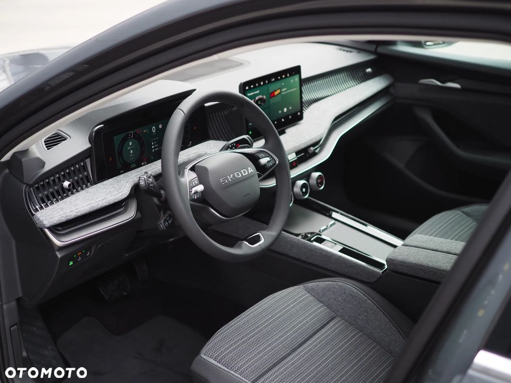 Skoda Superb 1.5 TSI Plug-in Hybrid Drive DSG - 7