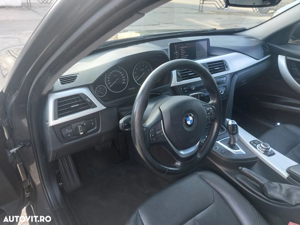 BMW Seria 3 320i Aut. Modern Line - 5