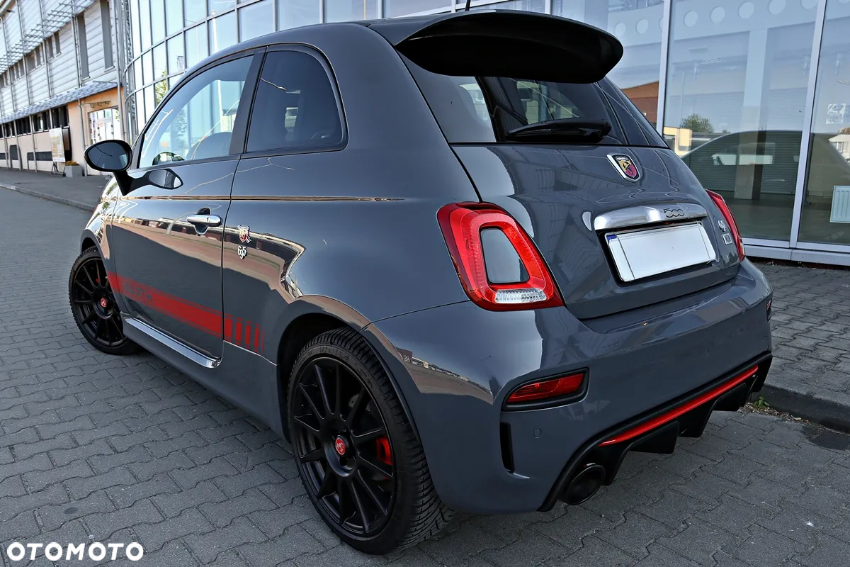 Abarth 695 - 17