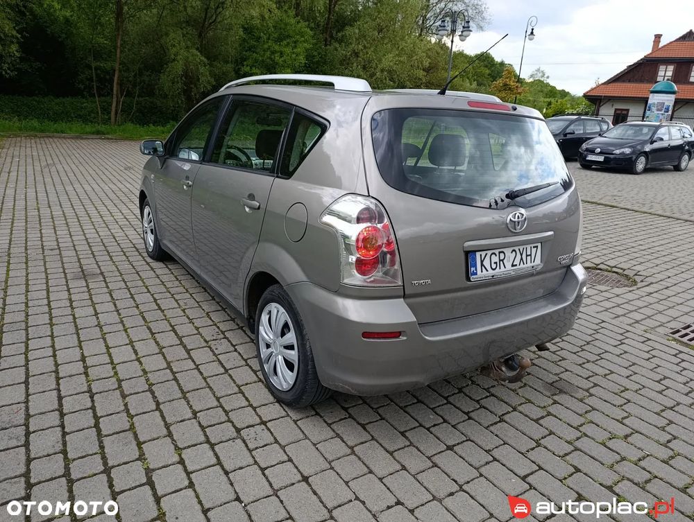 Toyota Corolla Verso 2.0 D-4D Prestige - 10