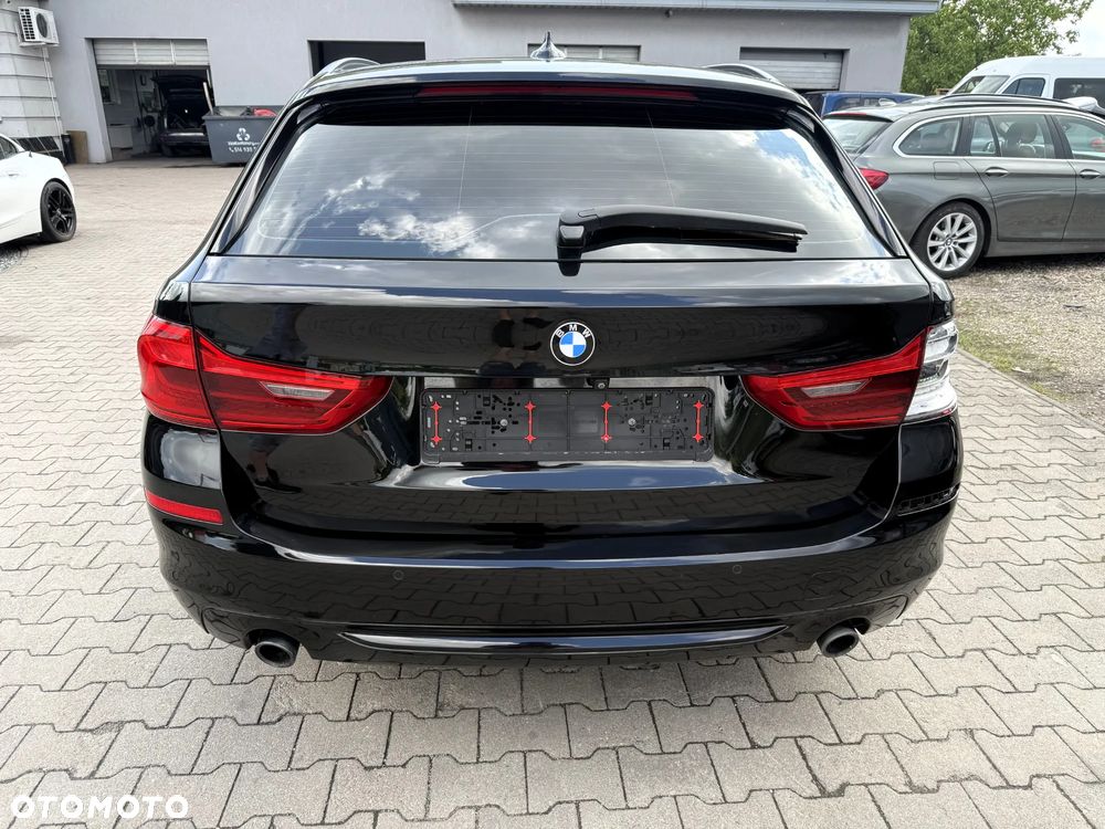 BMW Seria 5 530d xDrive Sport Line sport - 2