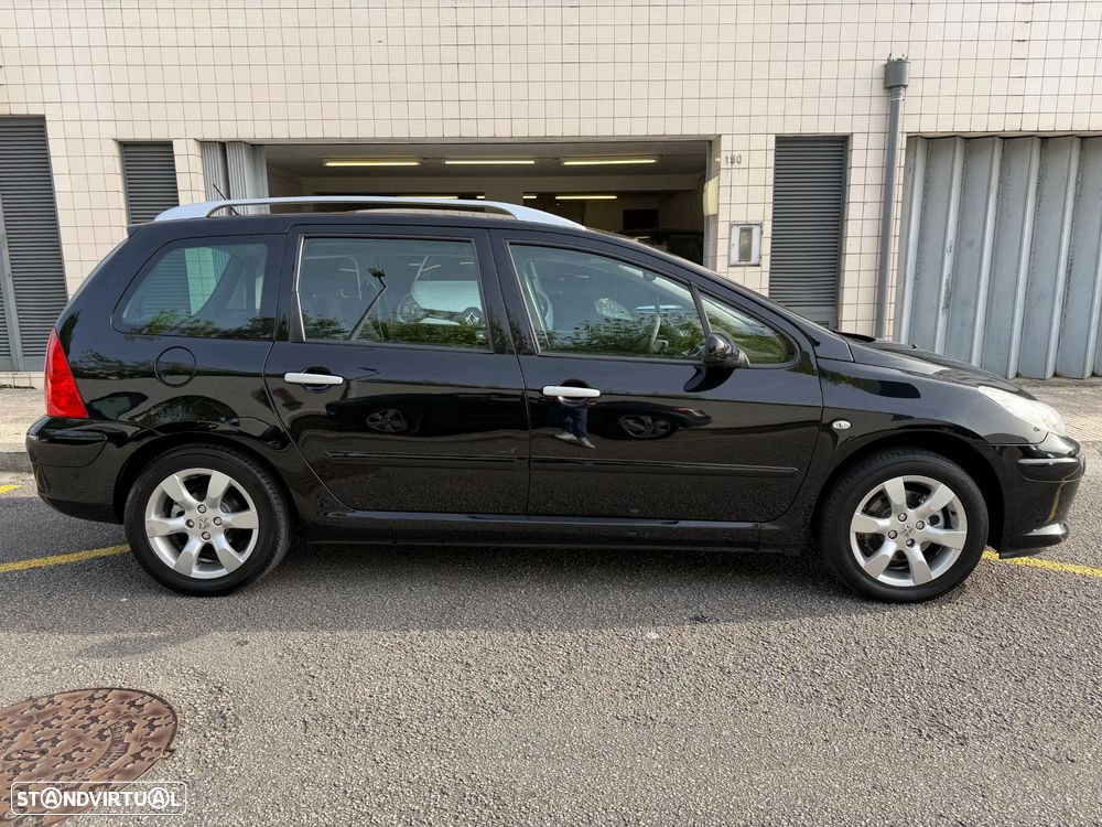 Peugeot 307 1.6 HDi Executive - 37