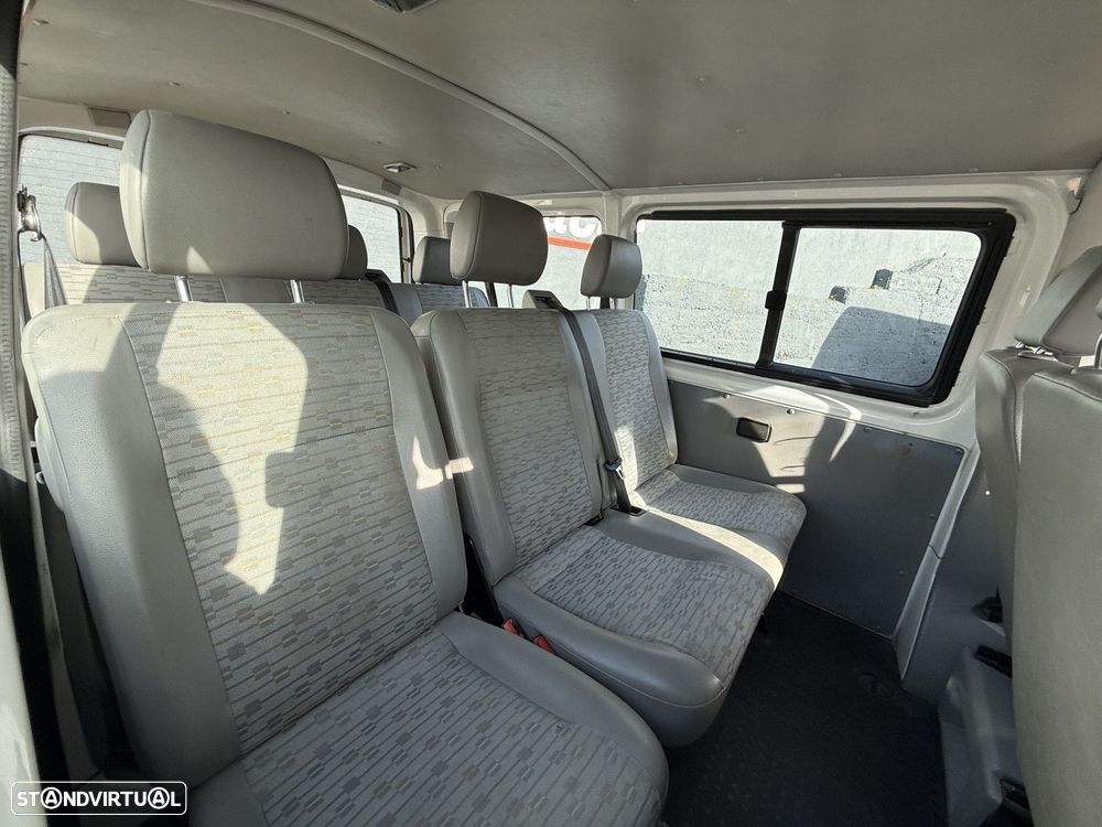 VW Transporter Transport 2.0 TDi 114 Extra AC T.Crianças BlueMotion - 7
