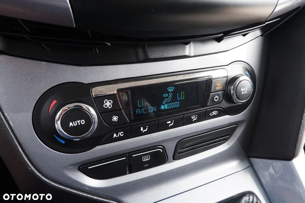 Ford Focus 1.6 Trend Sport - 21