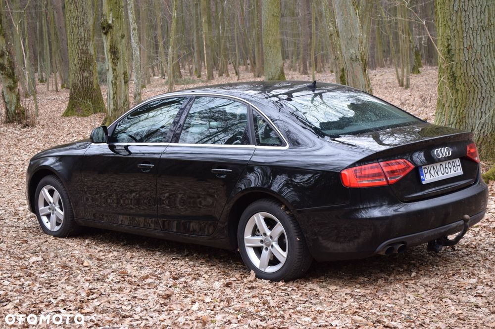 Audi A4 Limousine - 5