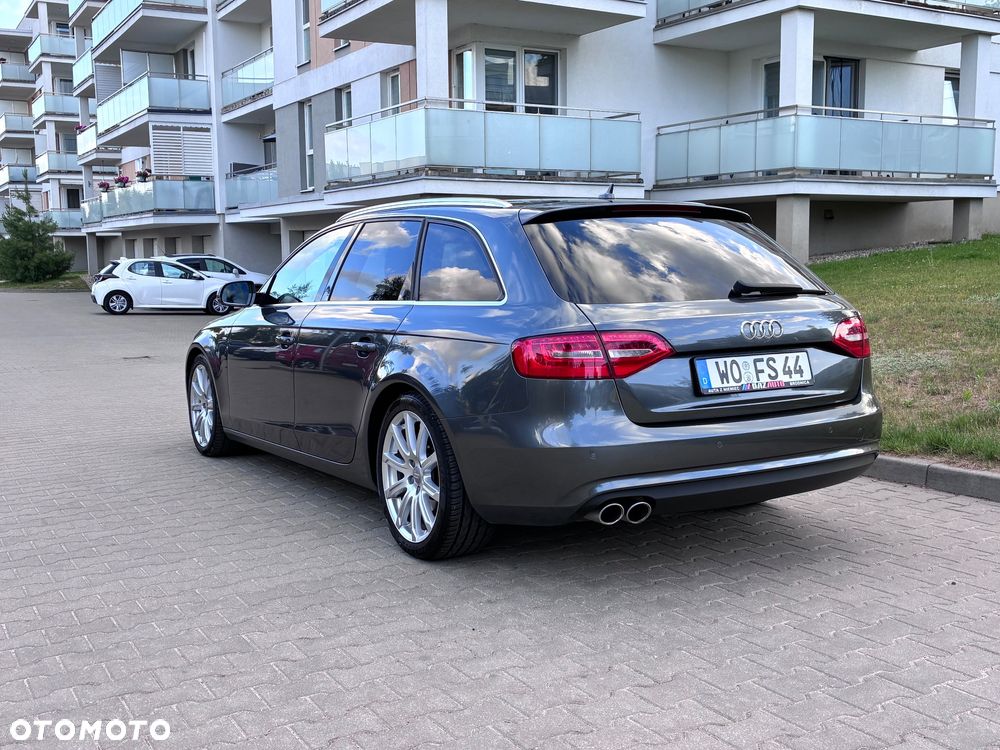 Audi A4 Avant 2.0 TDI DPF S line Sportpaket - 29