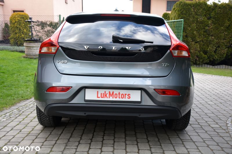 Volvo V40 T2 - 14
