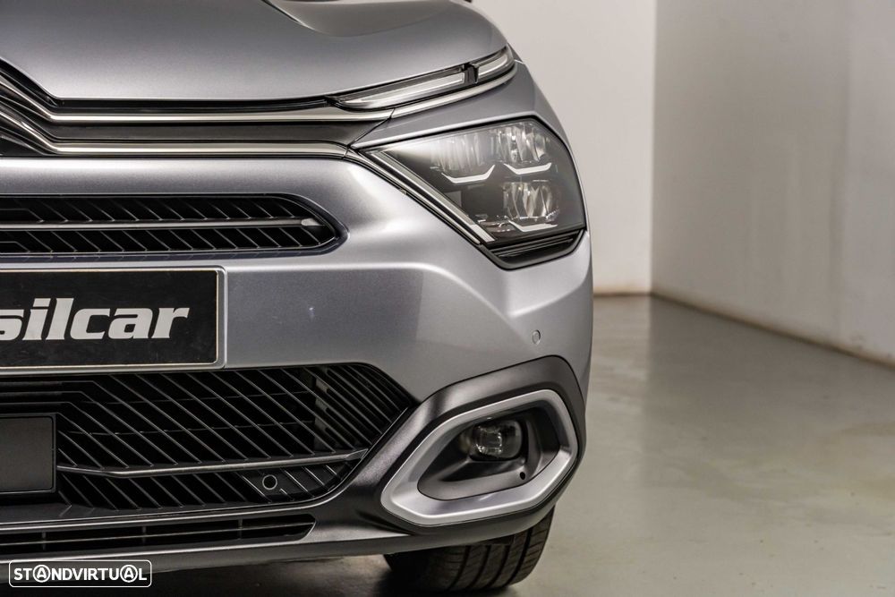 Citroën C4 X 1.2 PureTech Shine EAT8 - 17