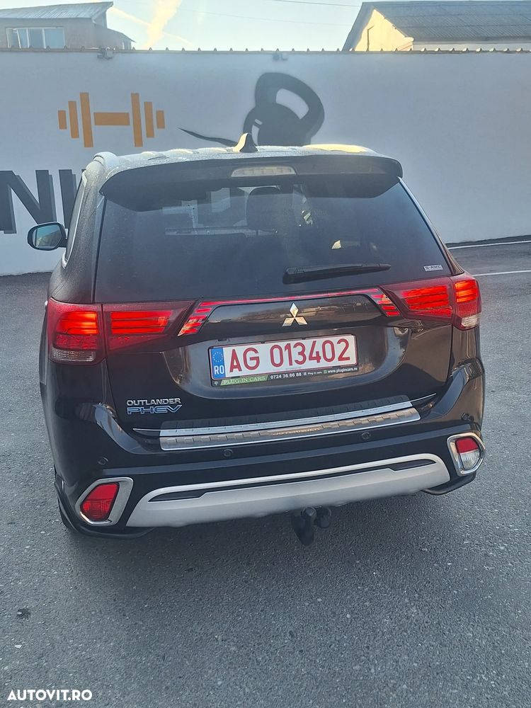 Mitsubishi Outlander 2.4 4WD Diamant+ - 8