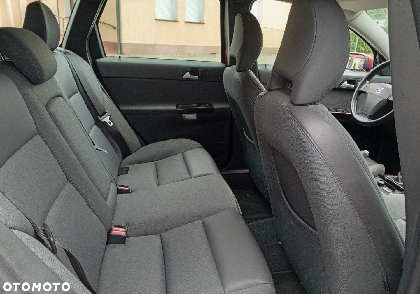 Volvo V40 - 16