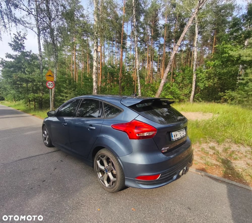 Ford Focus - 6