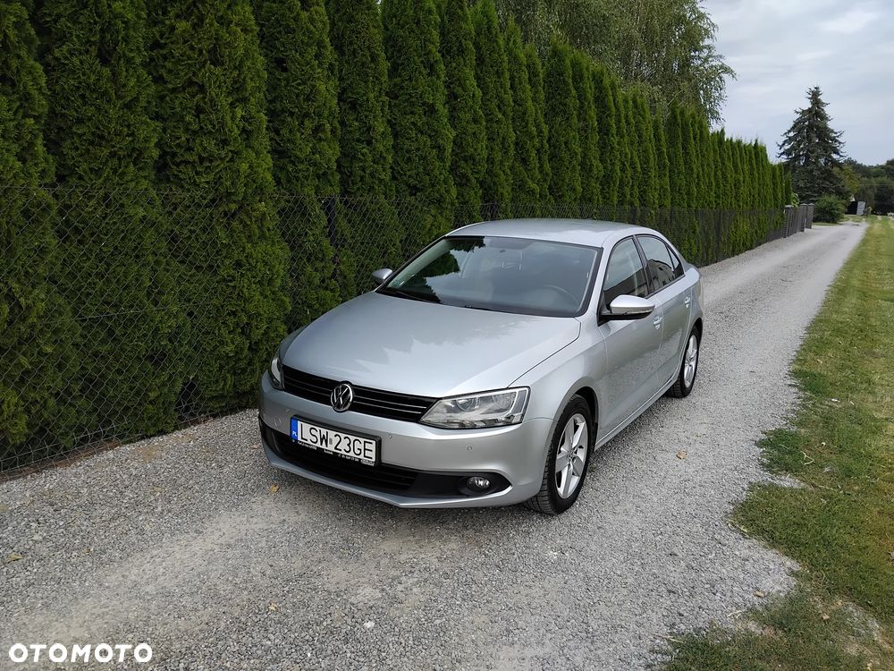 Volkswagen Jetta 1.4 TSI Comfortline - 2