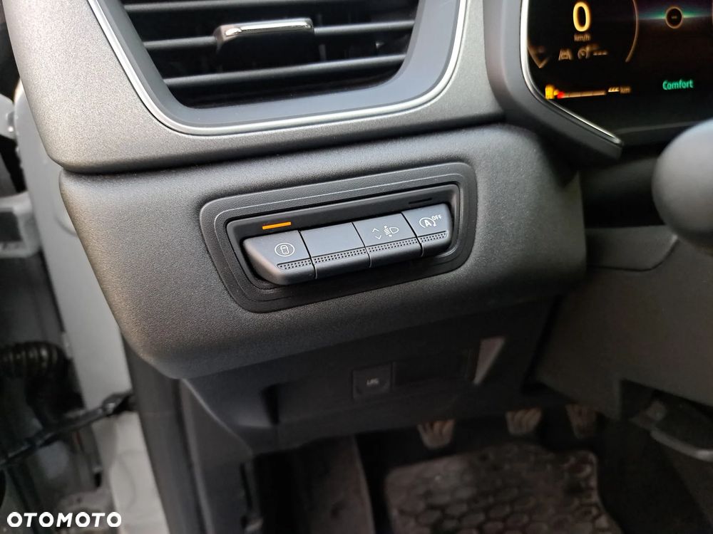 Renault Captur - 24