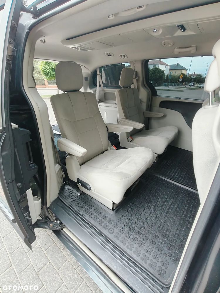 Dodge Grand Caravan 3.6 R/T - 13