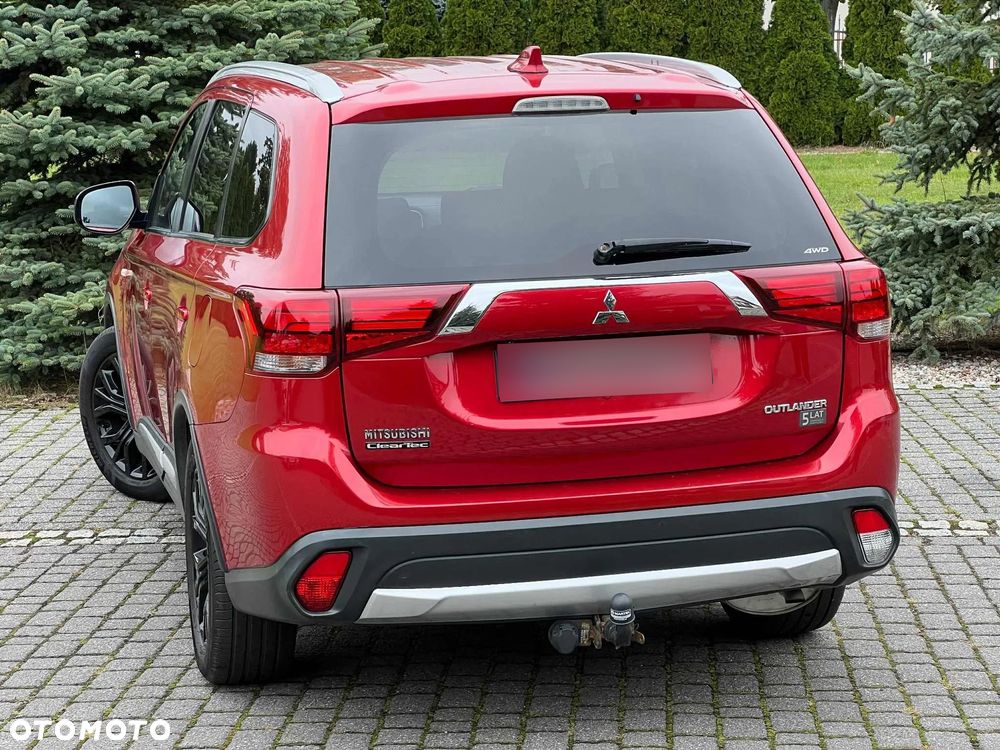 Mitsubishi Outlander - 9