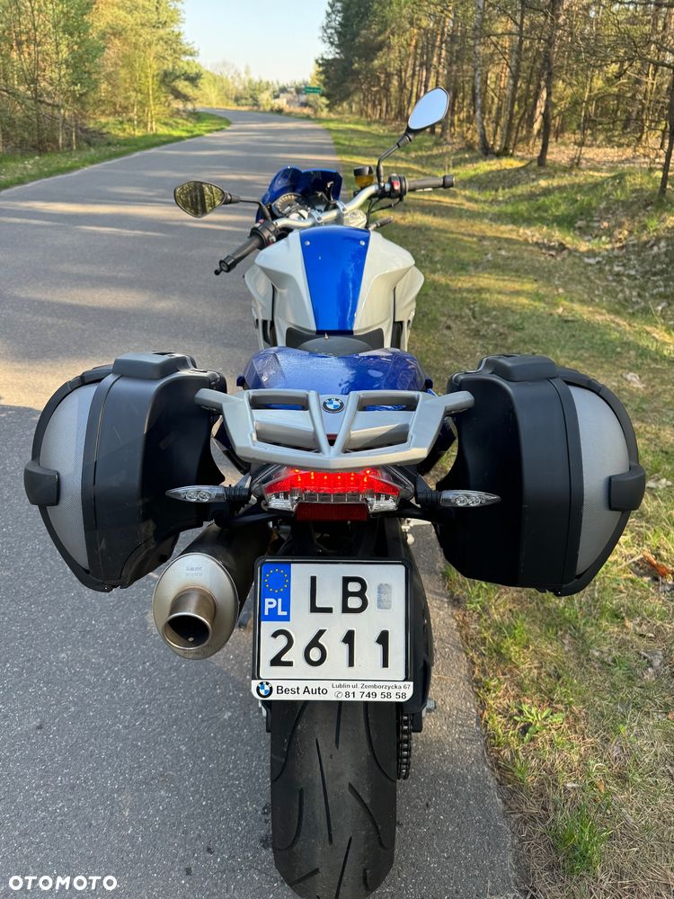 BMW F - 4