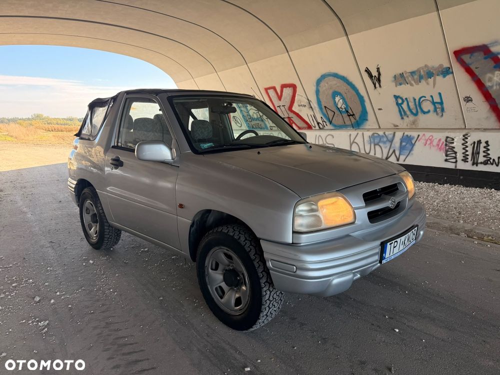 Suzuki Grand Vitara 2000 photo 4
