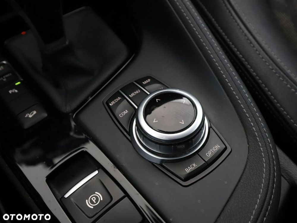 BMW X1 xDrive20d xLine - 30
