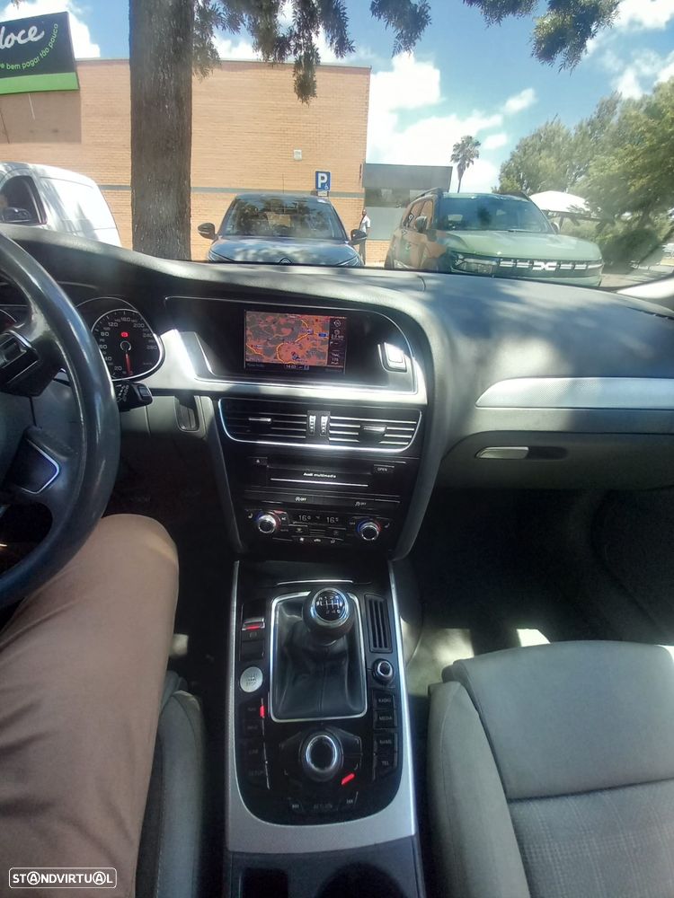 Audi A4 Avant 2.0 TDI DPF Ambiente - 9