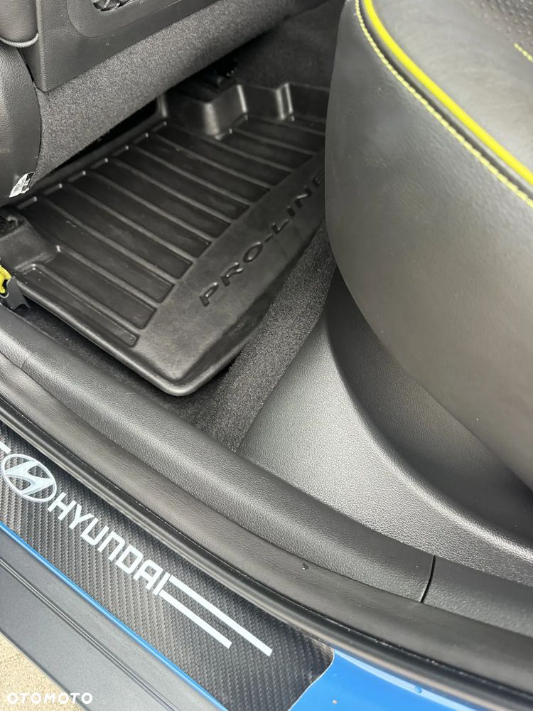 Hyundai Kona 1.6 T-GDI Premium DCT - 18