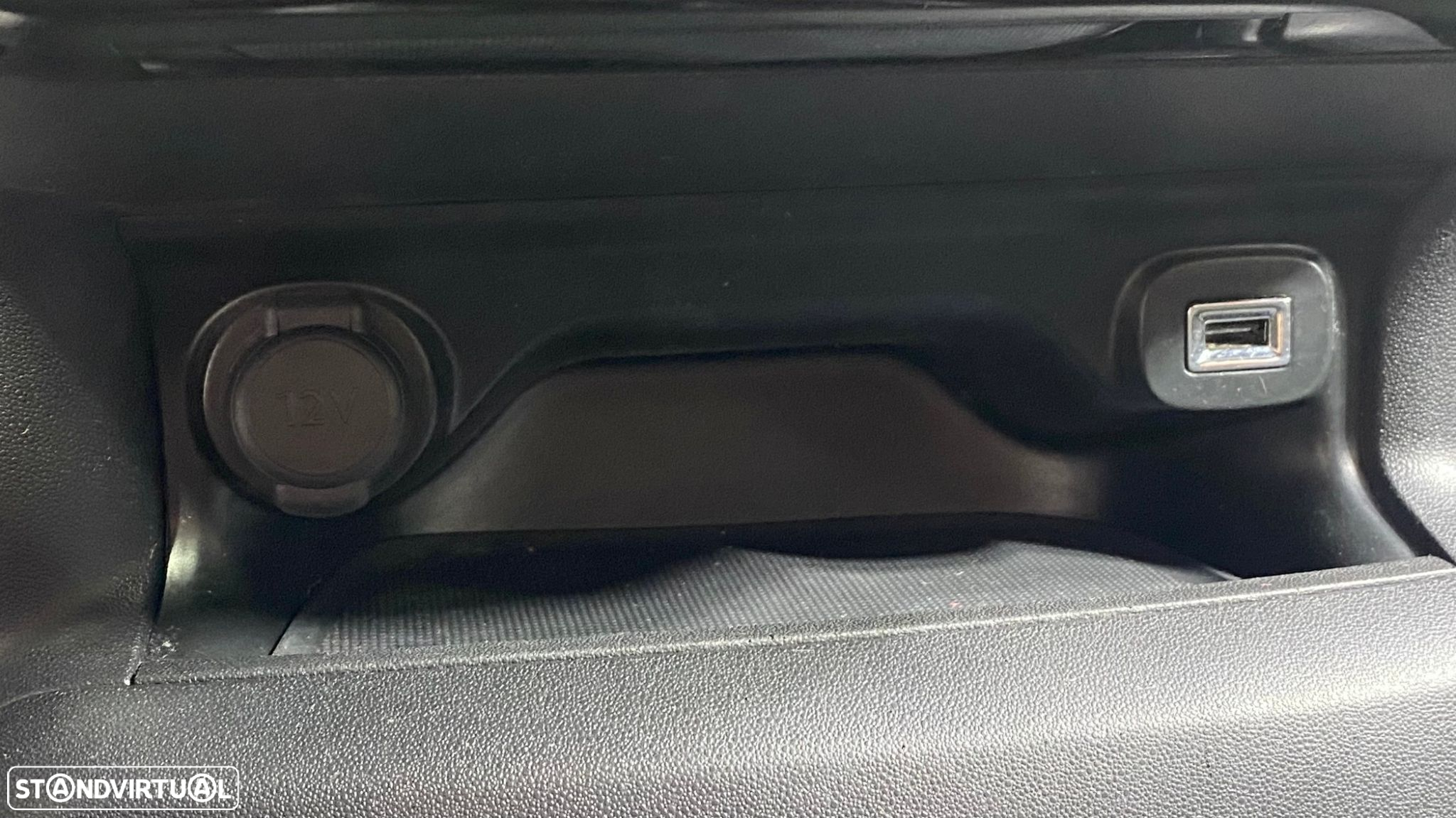 Citroën C4 Cactus 1.2 PureTech Shine - 14