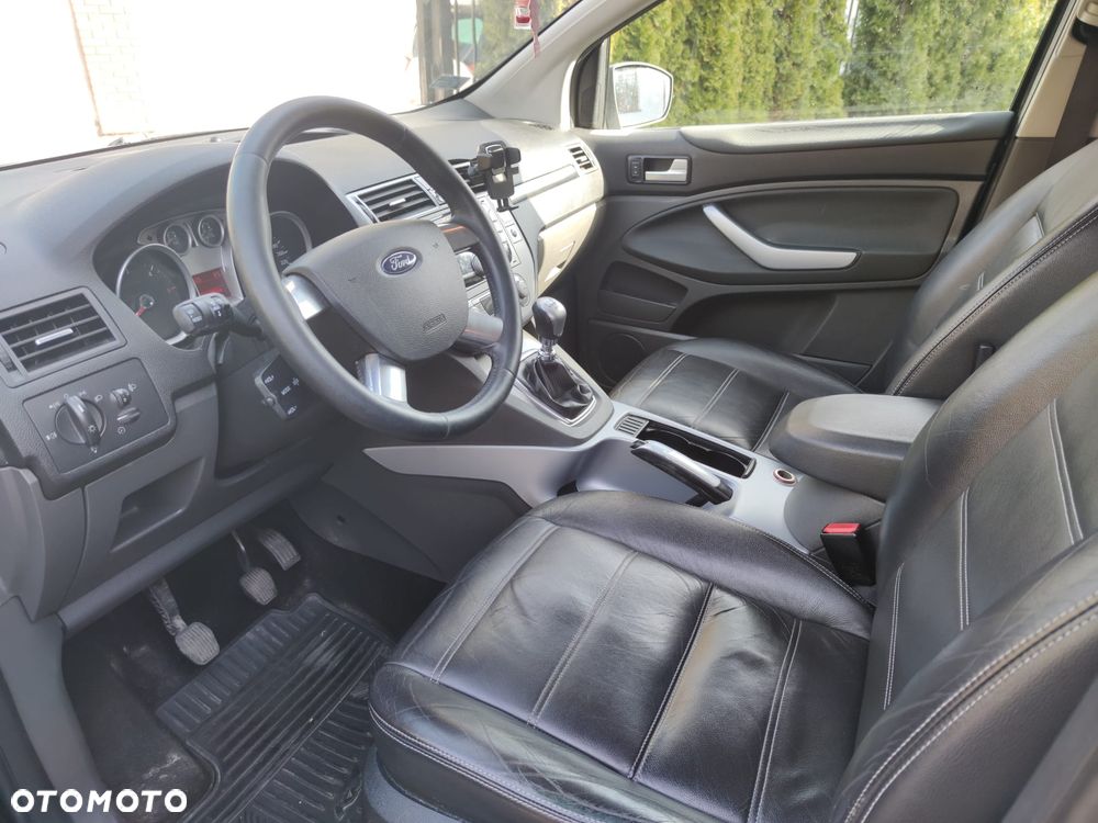 Ford Kuga 2.0 TDCi Titanium - 14