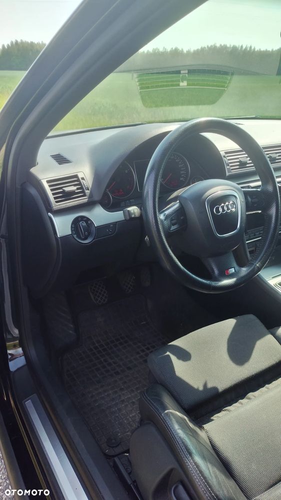 Audi A4 Avant - 14