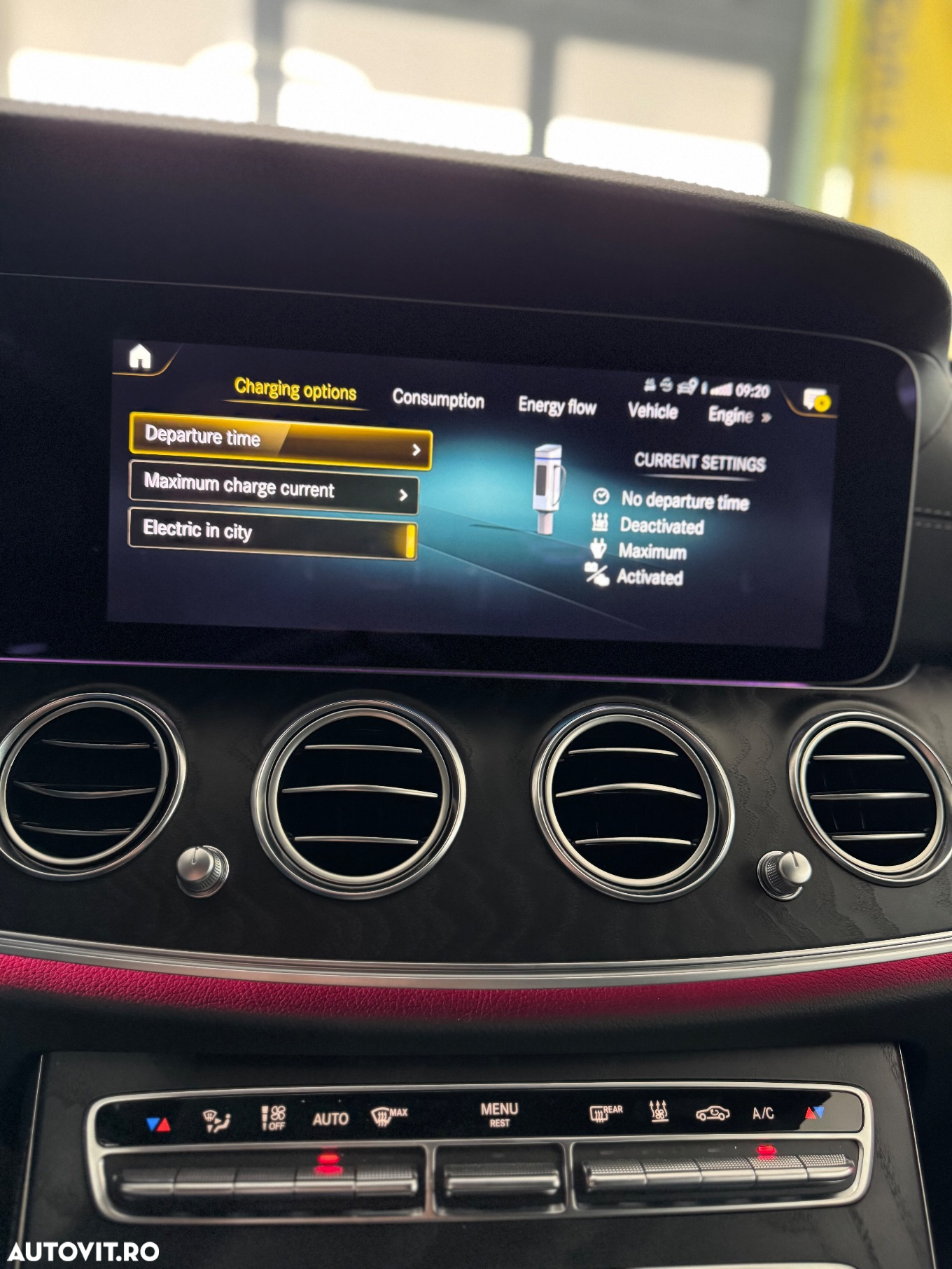 Mercedes-Benz E 300 4Matic 9G-TRONIC AMG Line - 15