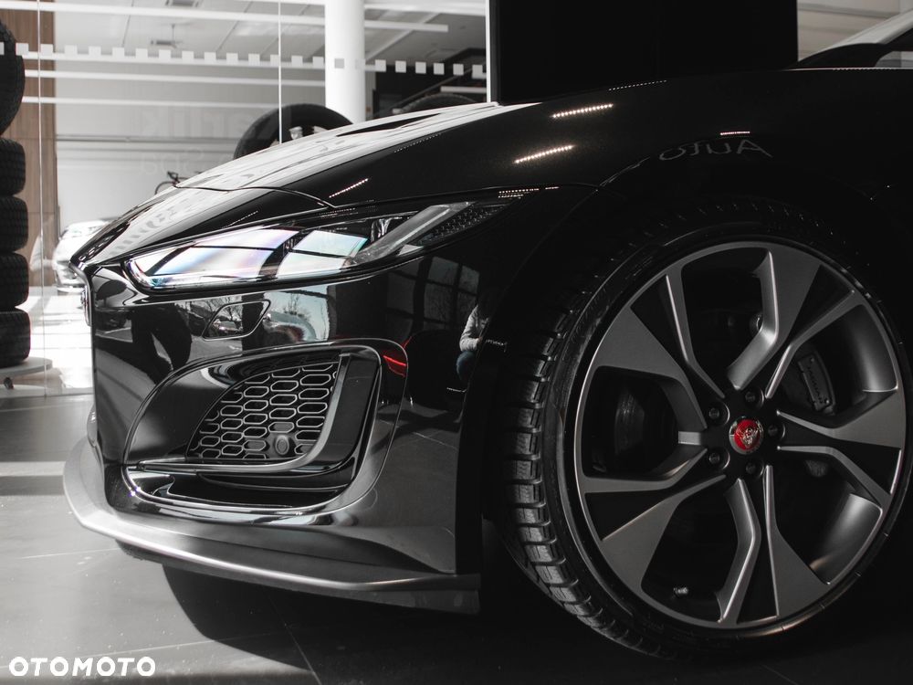 Jaguar F-Type 2.0 Turbo First Edition - 11