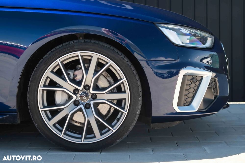 Audi A4 Avant 40 TDI quattro S tronic S line - 25