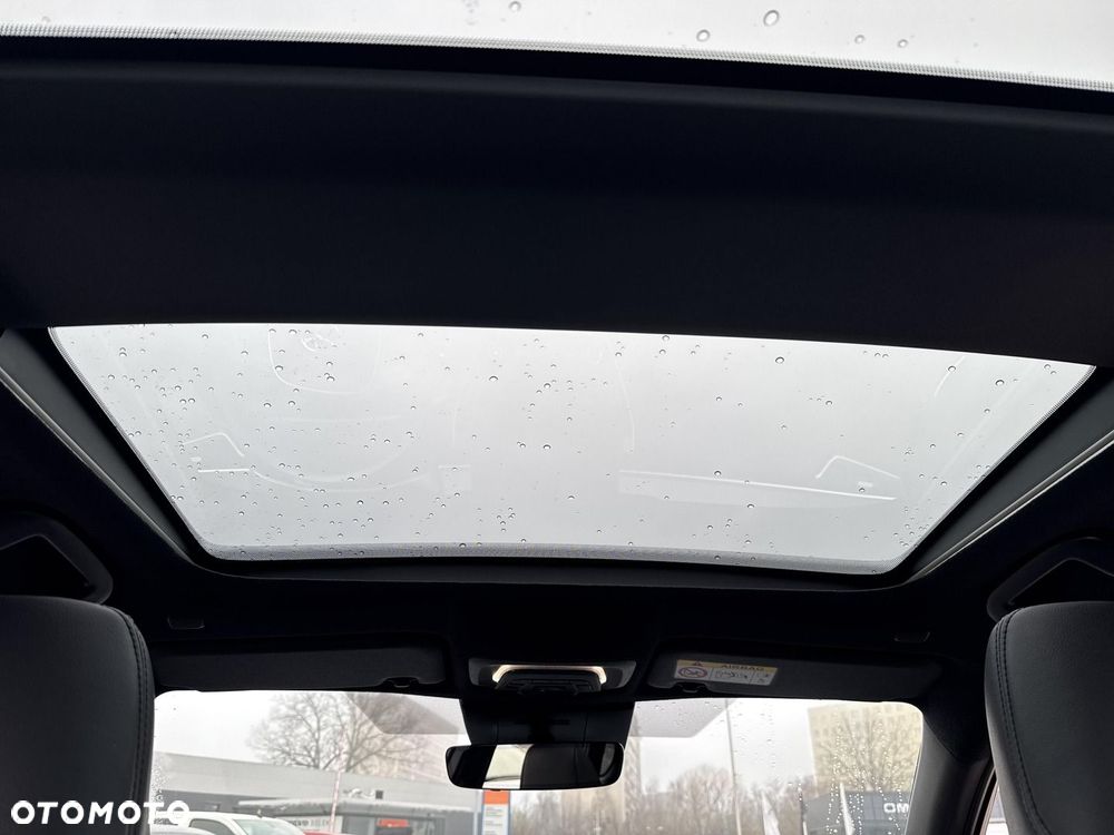 Toyota Corolla Cross 2.0 Hybrid Executive - 12